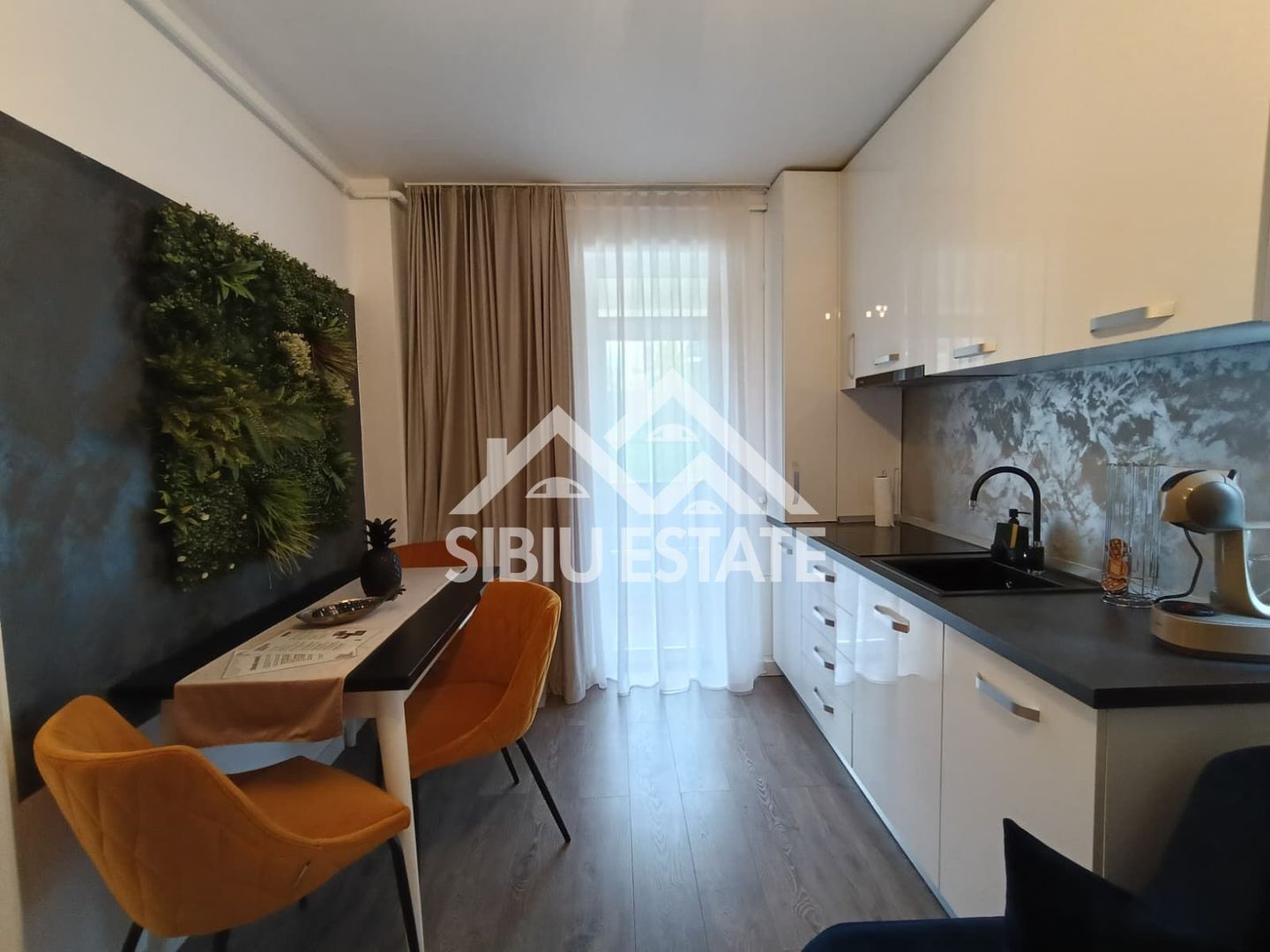 Apartament „Turn-Key” cu 2 locuri de parcare,Sibiu - Poză 2