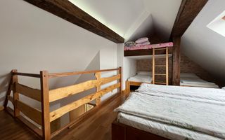 Casa de vacanta spatioasa de vanzare 6 dormitoare in Gura Humorului - Poză 21