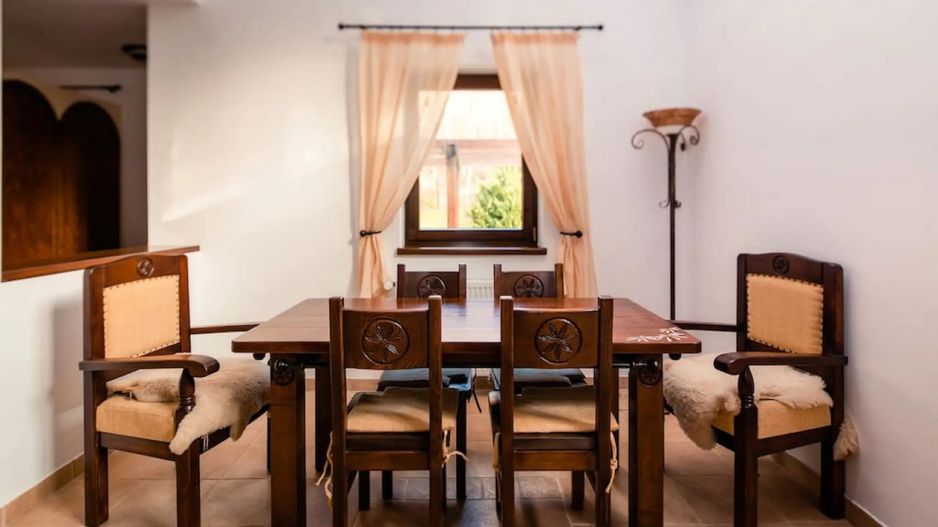 Investitie Valiug lacul Gozna Casa utilata 5 camere parau padure - Poză 12