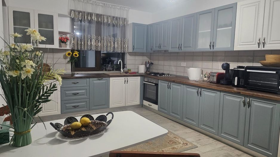 Vila noua, P+1E, mobilata si utilata - zona Bariera Traian - Poză 4