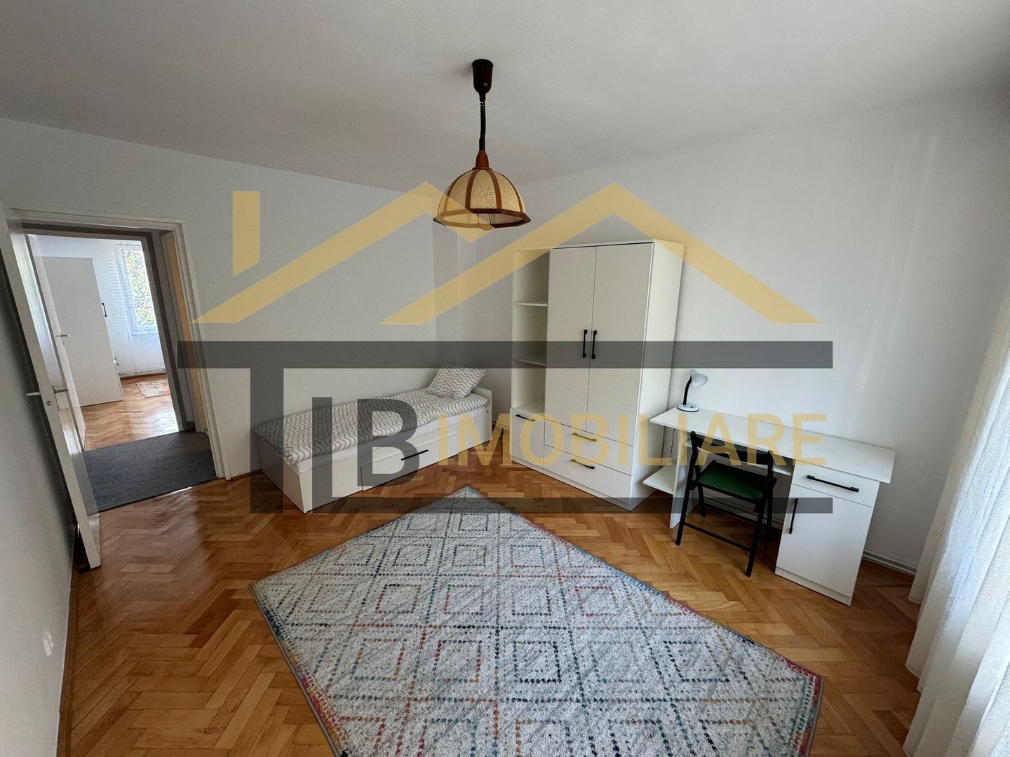 Apartament de 3 camere, 68mp, decomandat, Zona UMFST - Poză 1