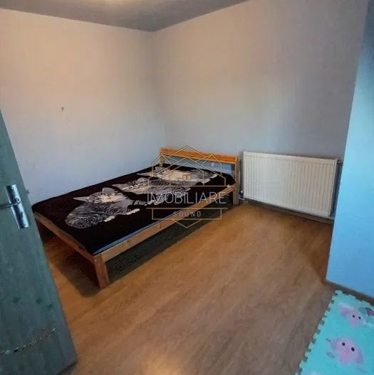 Apartament cu 3 camere, cu 2 etaje în Centru - Poză 1
