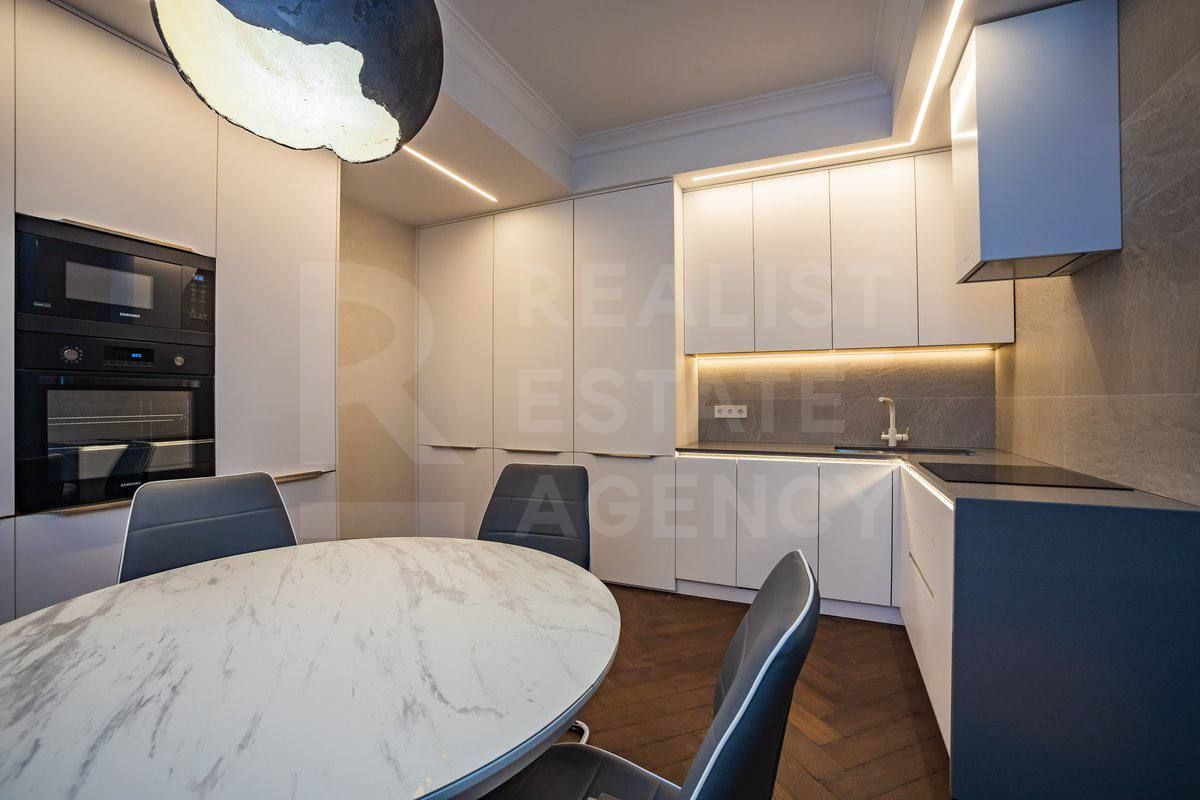 Chirie, apartament, 4 camere, strada Alexandru Bernardazzi, Centru - Poză 1
