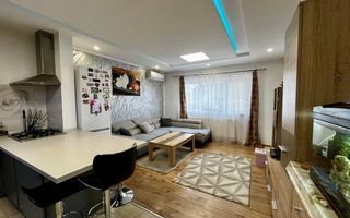 Apartament 3 camere de vânzare – Șelimbăr, zona Pictor Brana - Poză 1