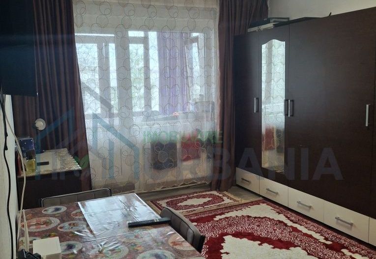 Vând apartament cu o camera - Poză 2