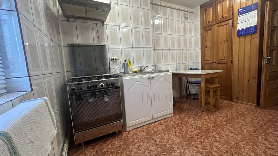 Apartament 3 camere zona de jos - Poză 10