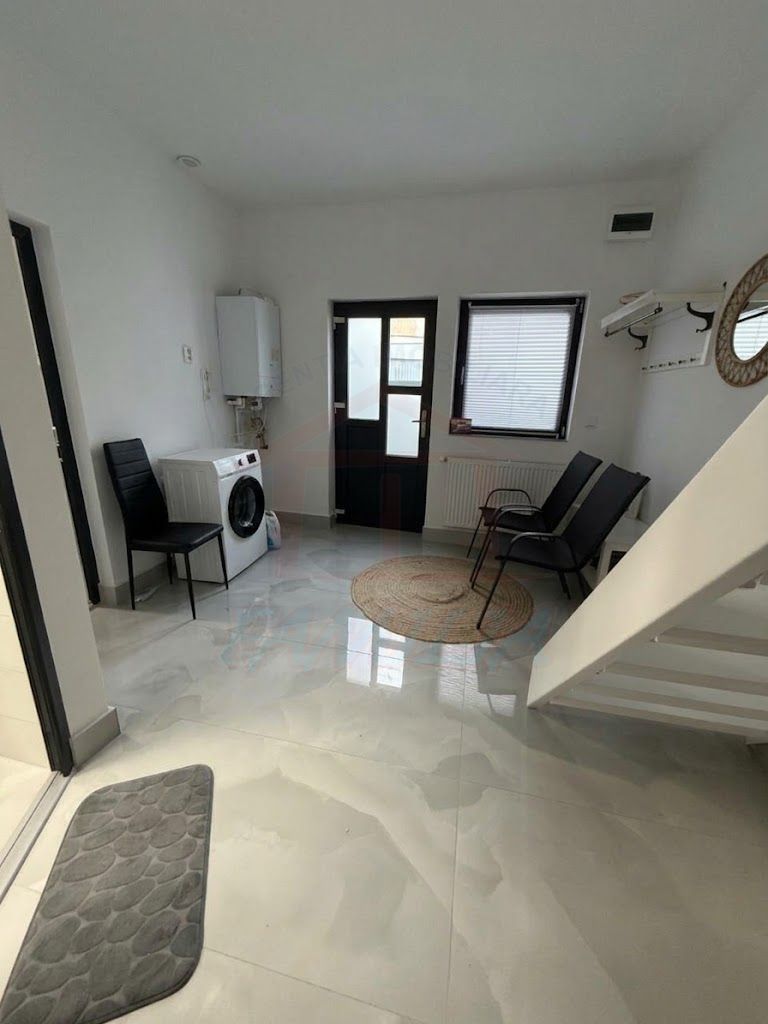 IMOBIL ULTRACENTRAL DE ÎNCHIRIAT | 170 MP | ZONA PIEȚEI CENTRALE - Poză 3