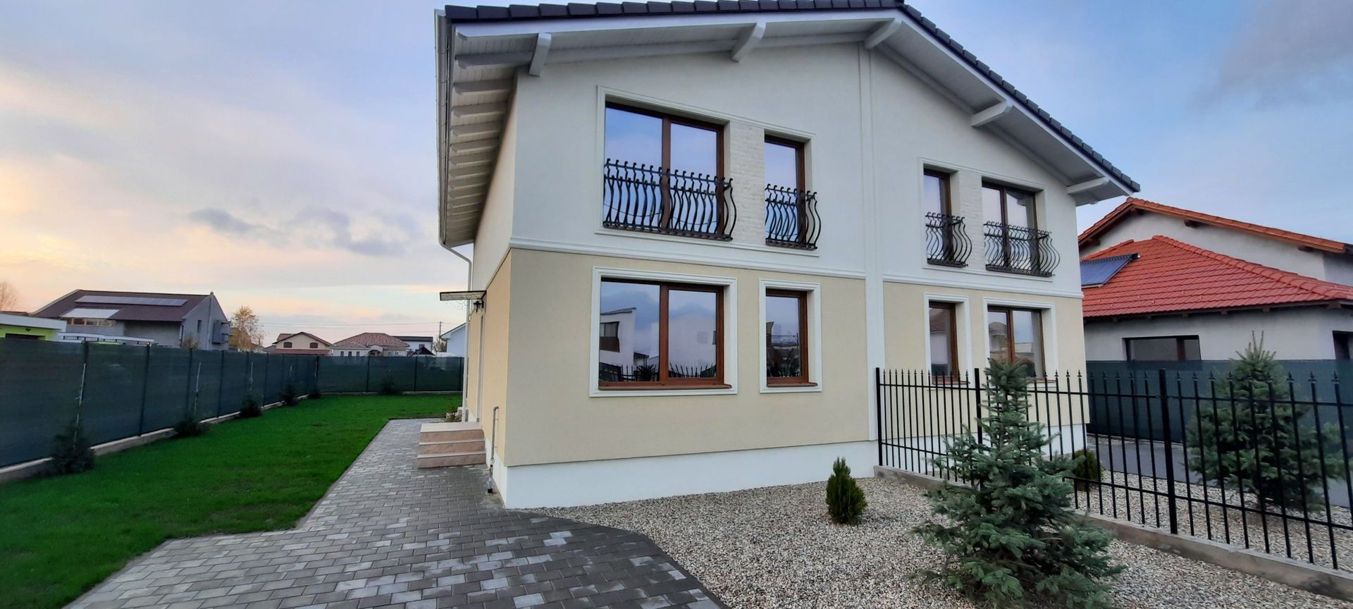 Duplex de vanzare - frumos si calitativ - Poză 1