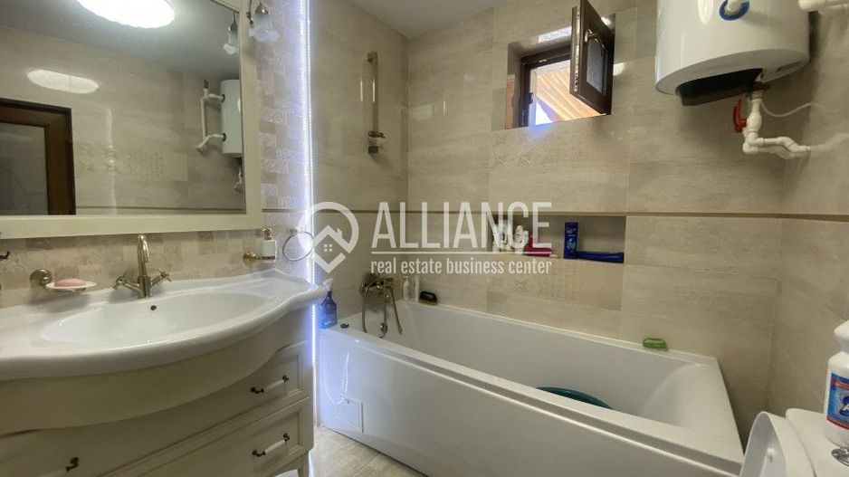 Ciocârlia de sus, Constanța.(COD 07)Casă ideală pentru două familii. - Poză 13