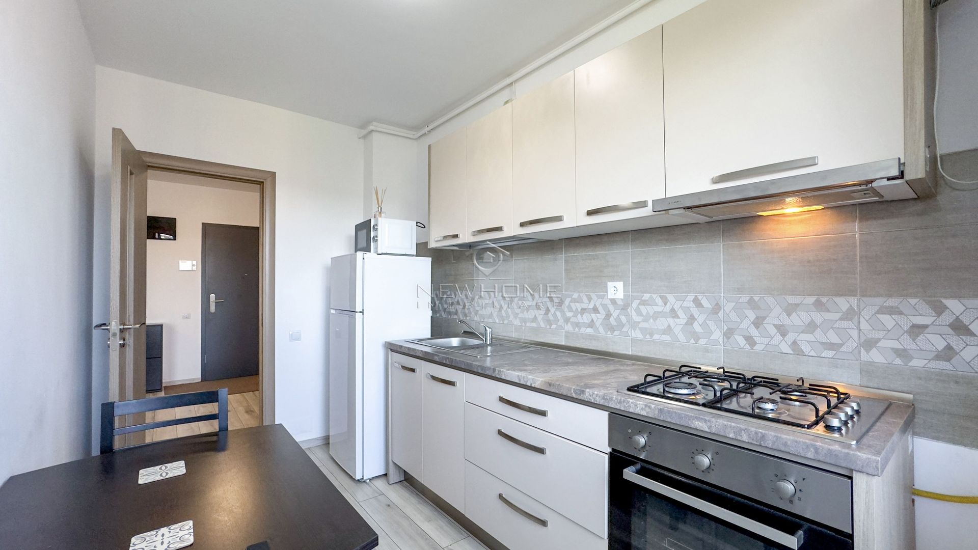 Apartament 2 camere, parcare, Avella - Poză 7