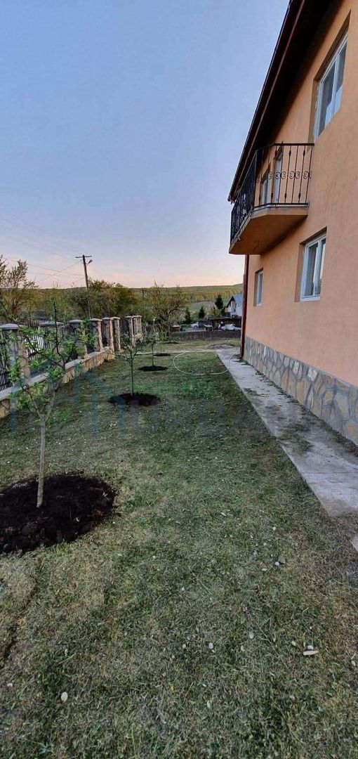 Vând casă și teren - Poză 7