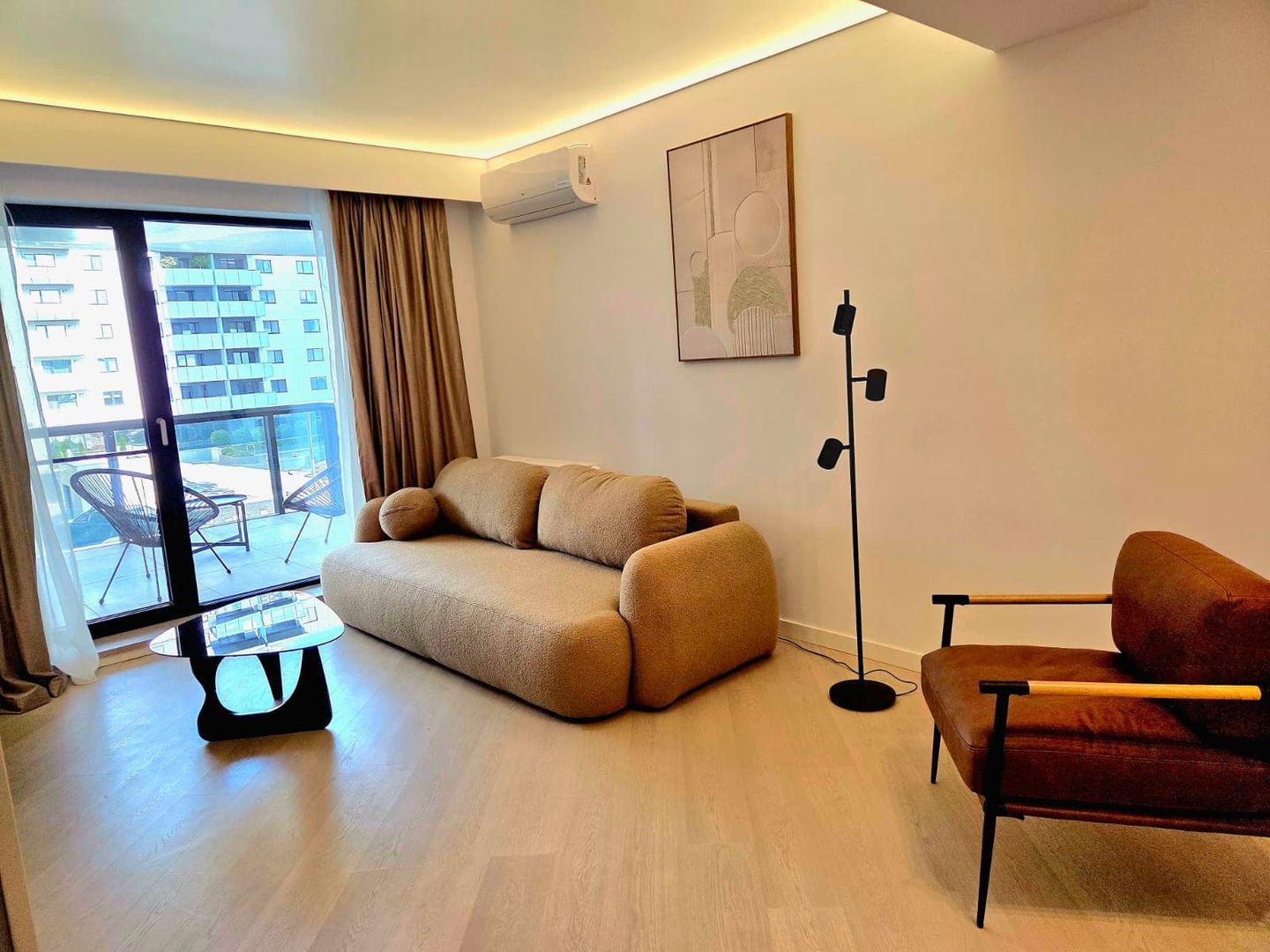 Apartament 2 camere de inchiriat  | Cortina North - Poză 1