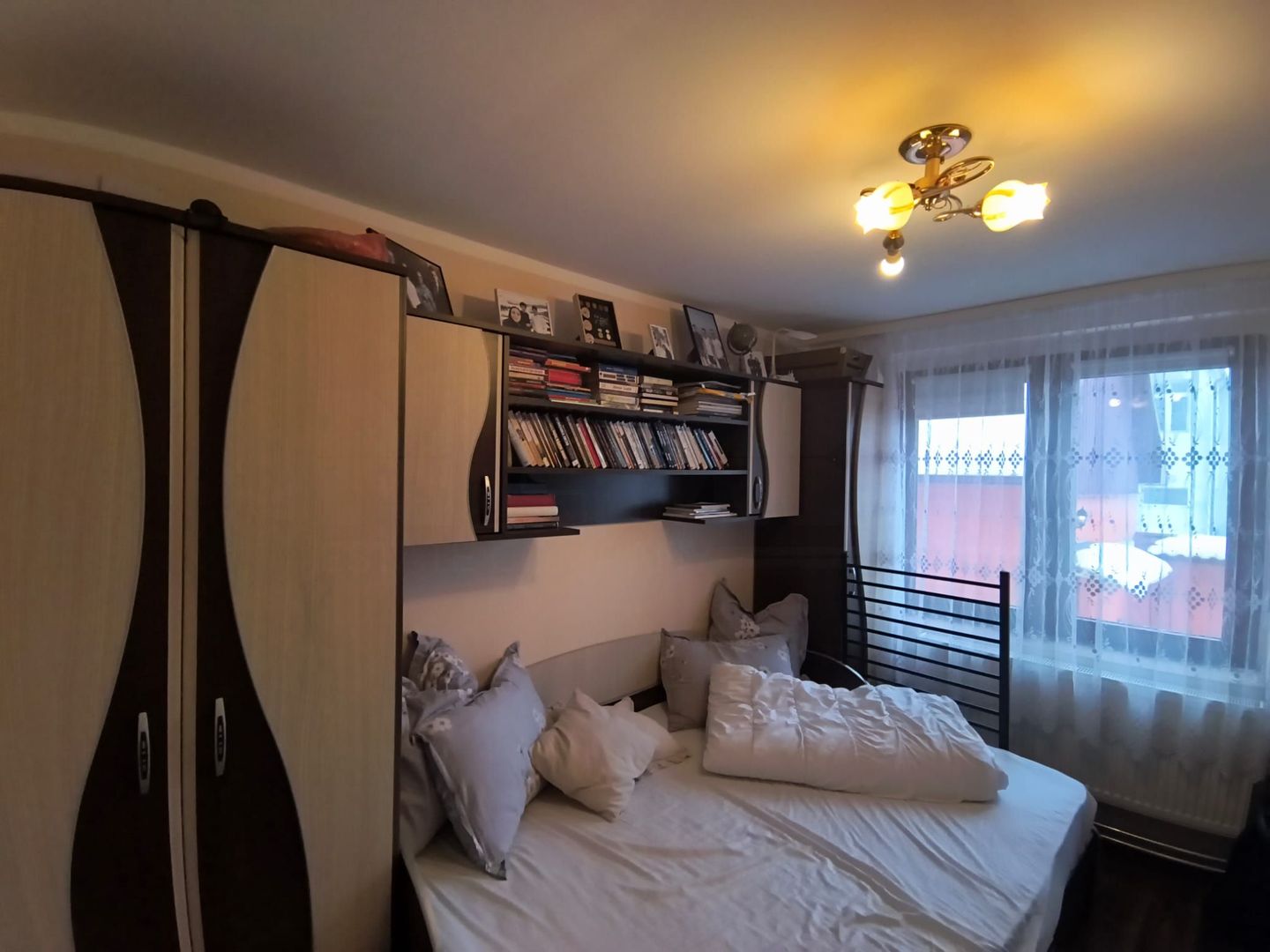 APARTAMENT DE VANZARE IN SIRET – 4 camere | Etaj 1 - Poză 11