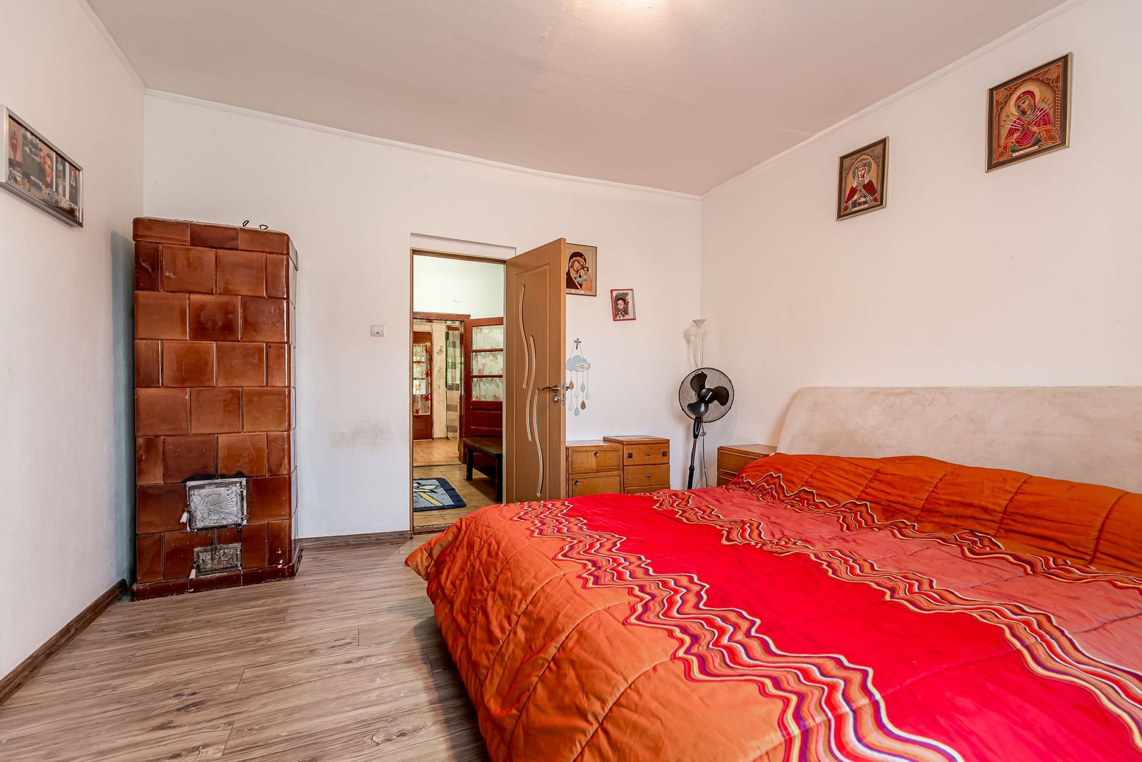 Casă cu teren 3.950 mp | Dorobanți | 63.500 € negociabil - Poză 6