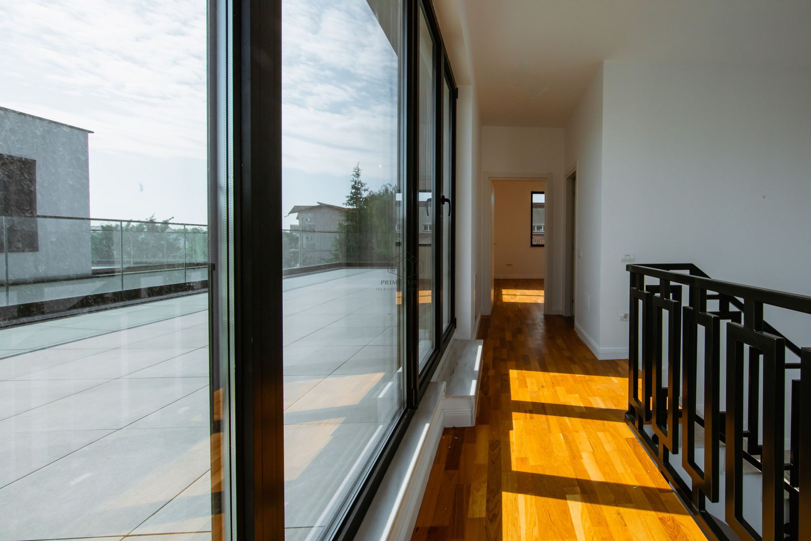 VILA SUPERBĂ CU 4 DORMITOAARE ȘI PISCINA LA INCHIRIERE - Poză 34