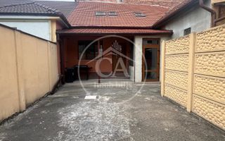 Casă de închiriat cu 3 camere in zona Centrală, Oradea - Poză 17