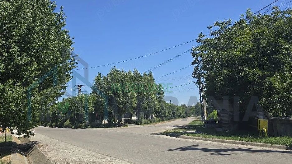 Teren 1.700 mp Verseni, Miroslovesti (Iasi) - Asfalt, Curent, Gaz, Apa - Poză 1