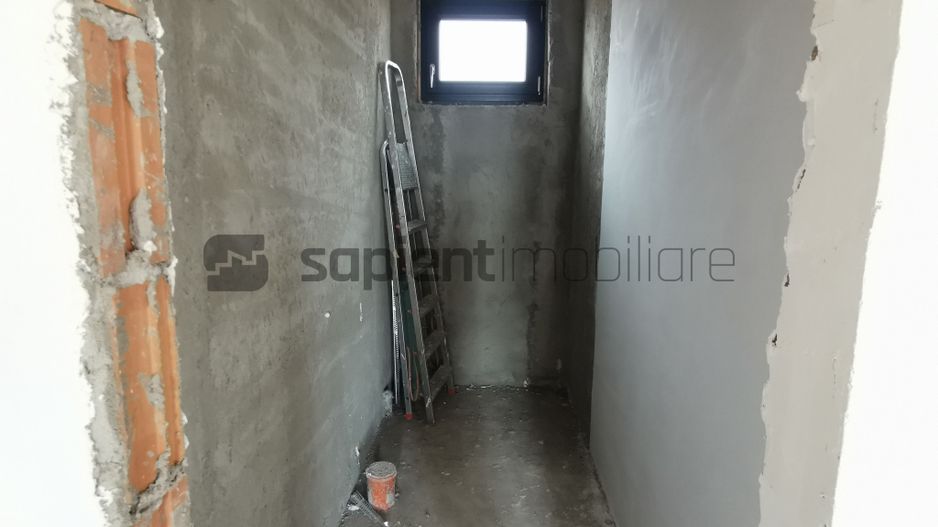 De vânzare casă cu 4 camere, la nivel semifinisat, Cihei - Poză 5