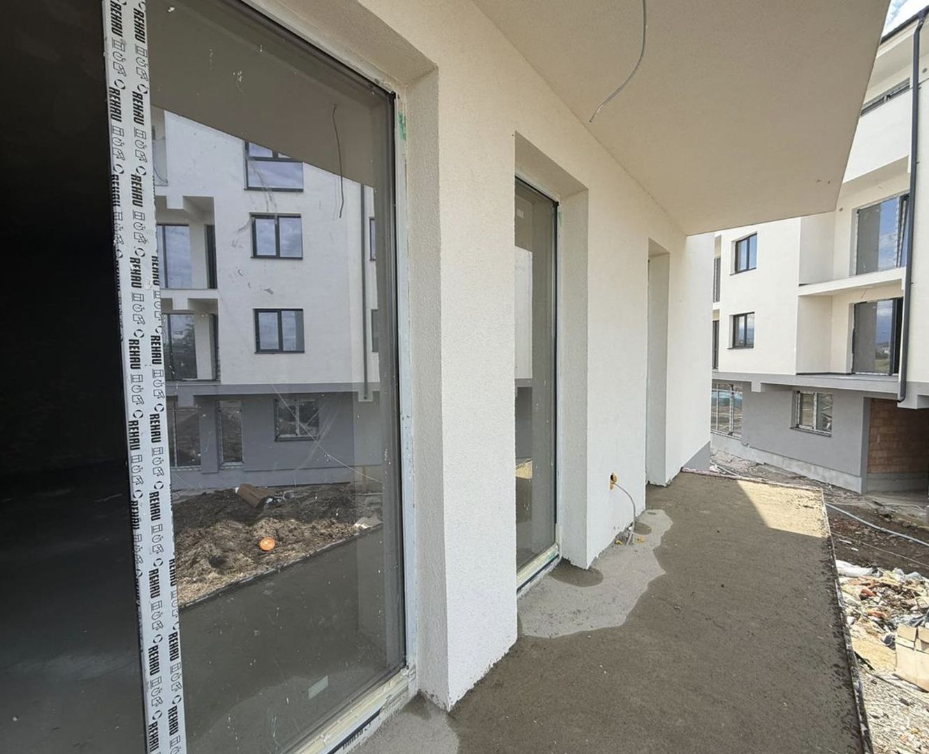 Apartament nou, etaj 1, 2 balcoane, incalzire pardoseala - Poză 4