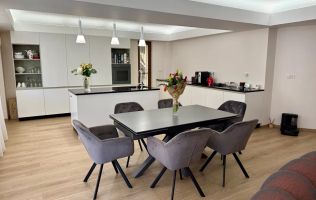 Apartament 4 camere de vanzare Primaverii high-end, smar