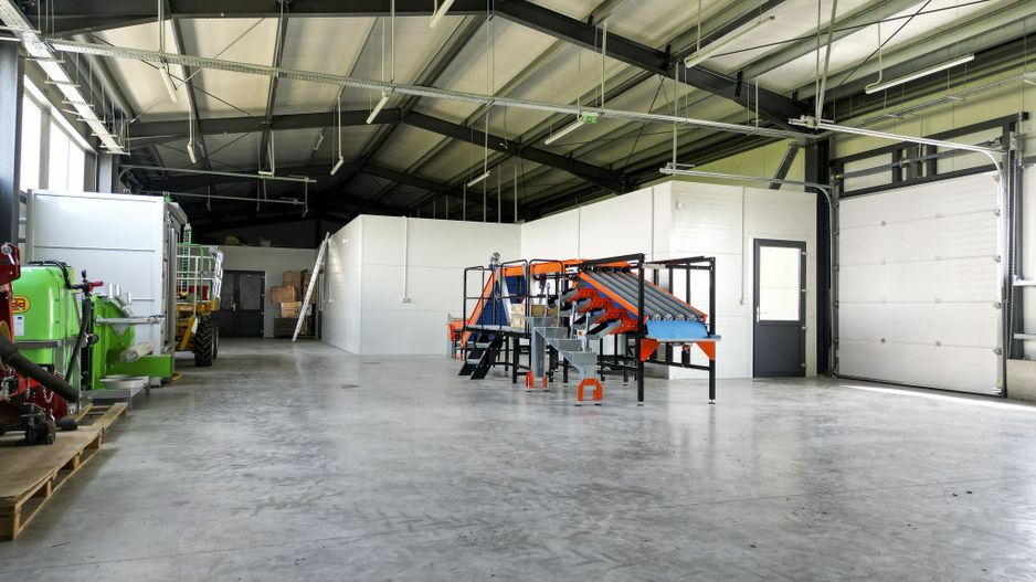 Oportunitate investiție: Livadă de Cireși și Hală - Poză 22