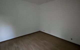 Corp de casa P+M 4 camere , ASTRA - Carpatilor -LIDL- ,curte comuna. - Poză 17