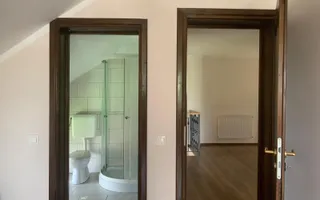 Duplex premium în vatra veche a localității Moșnița Veche - Poză 14