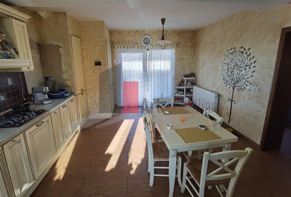 VIla 11 Camere Cernica - Poză 25