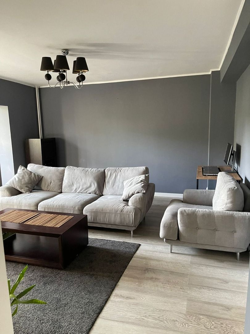 Apartament 2 camere zona Parc  Vacaresti/Oltenitei an 1986 - Poză 11