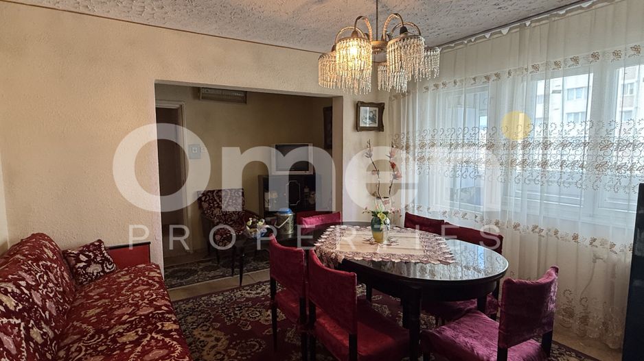 Apartament cu 4 camere; 74.66 mp, decomandat, Bd. Decebal - Poză 1