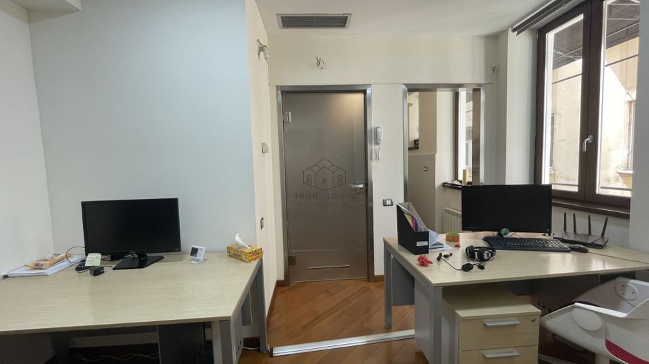 SPATIU DE BIROU/ COMERICIAL DE 160 MP LA INCHIRIERE PE CALEA VICTORIEI - Poză 17