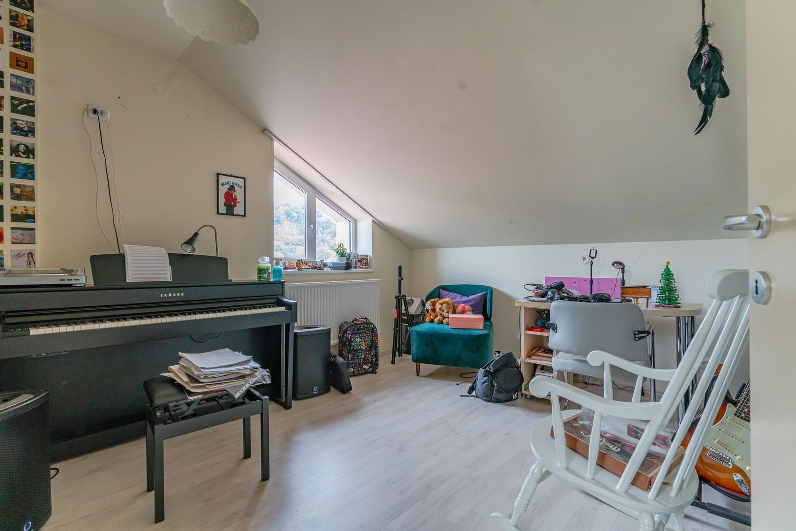 Apartament 5 camere dispus pe doua nivele in zona Brasovul Vechi - Poză 17