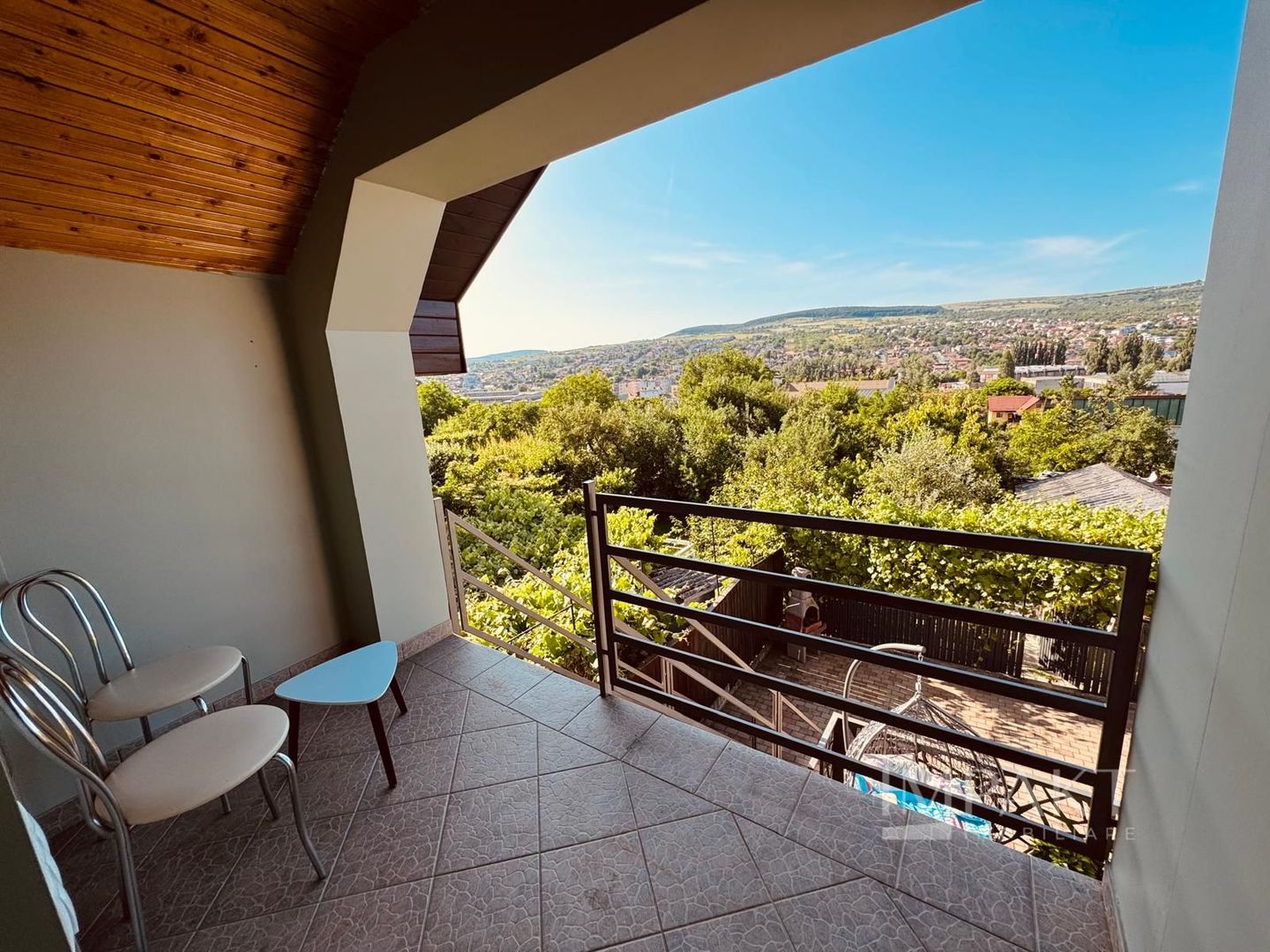 Inchiriere apartament cu 3 camere in Gruia! - Poză 18