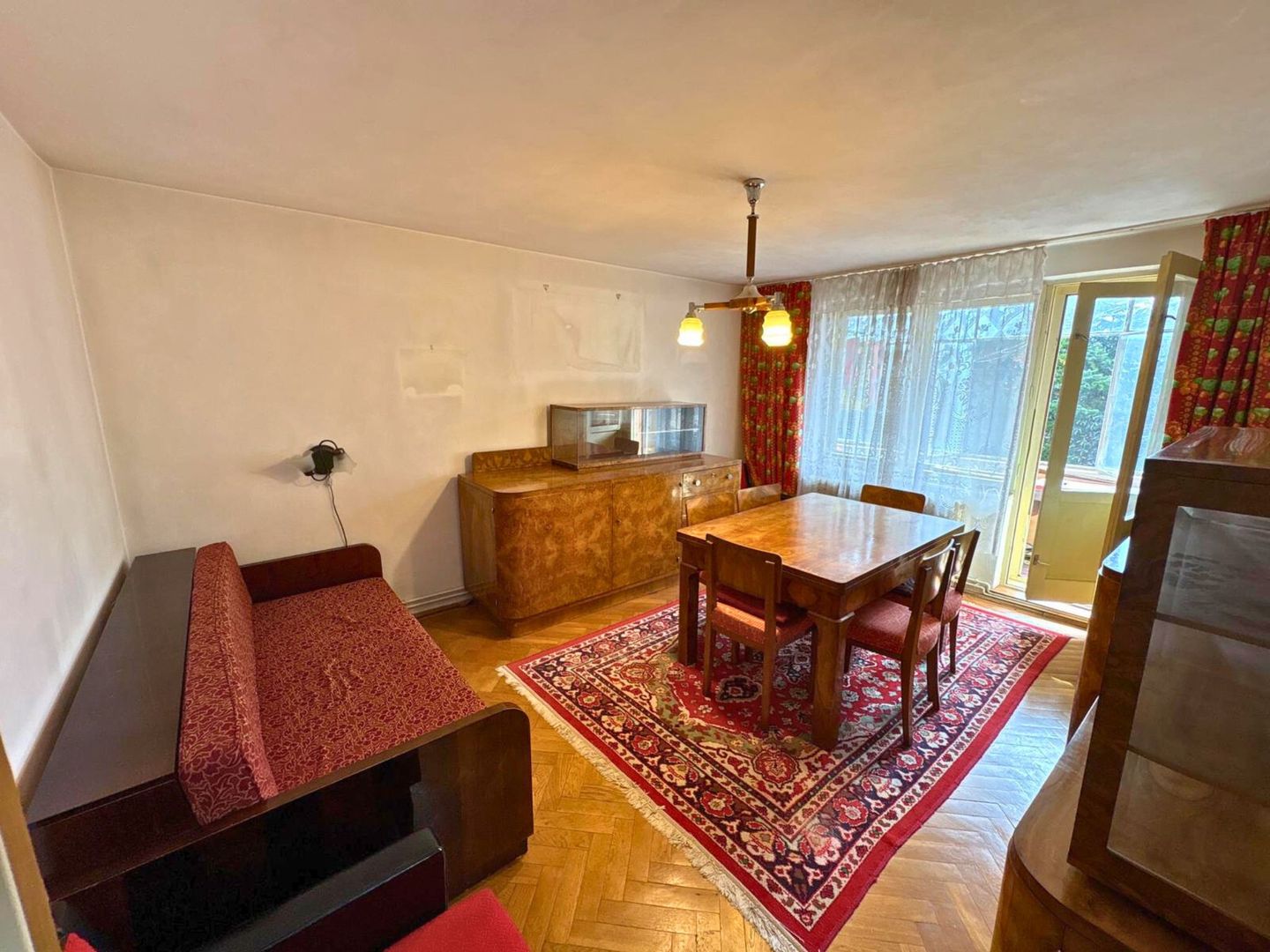 Apartament 3 camere decomandat str. Umbrei 61 mp parter/ etaj 1 - Poză 1