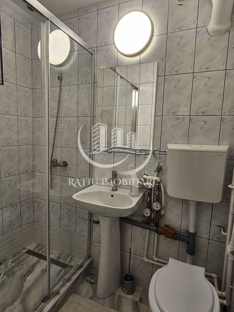 Apartament cu 2 camere | Etajul 1 | Central | Oradea - Poză 9