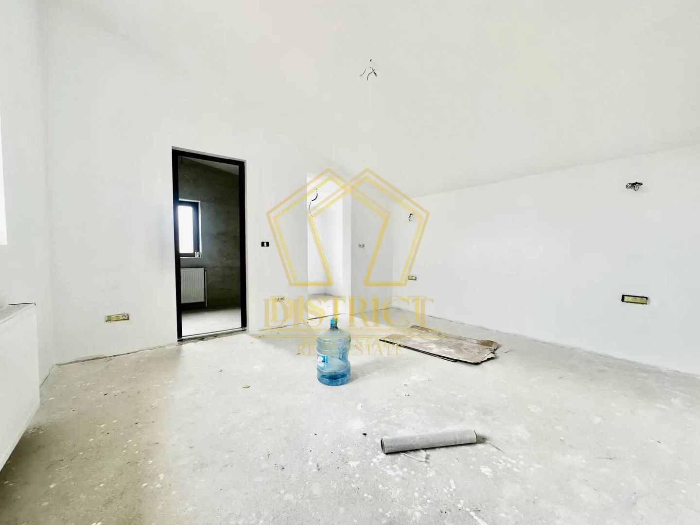 Casa individuala cu 5 camere | Teren 600mp | Dumbravita - Poză 7