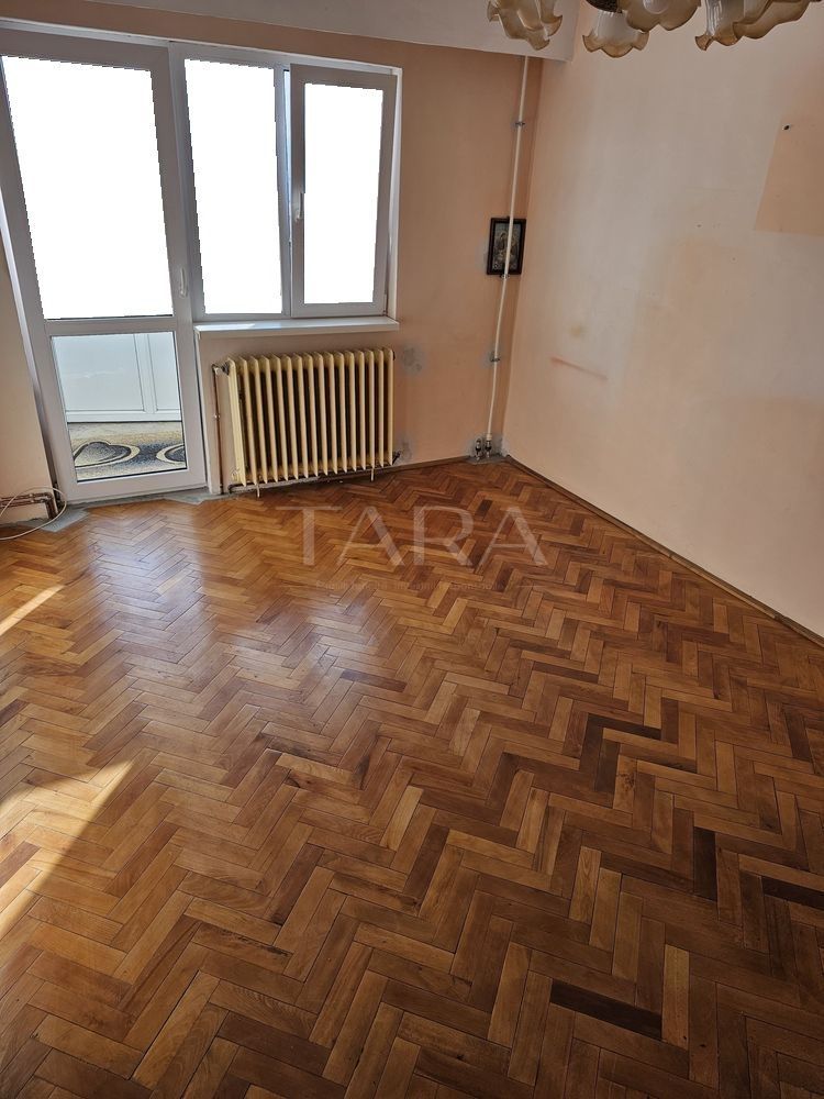 Vând apartament 2 camere decomandate,  zona strazii Primaverii - Poză 4