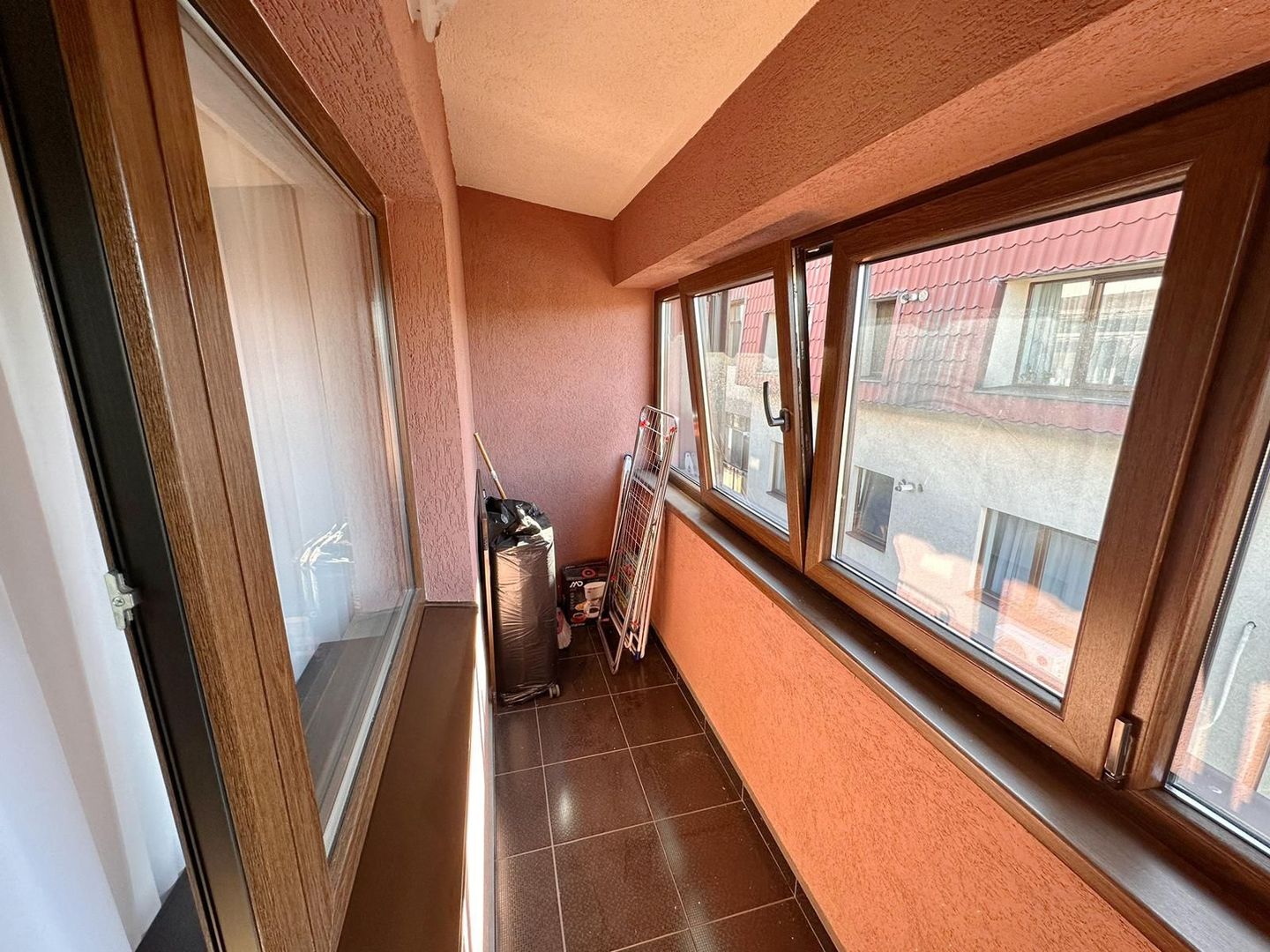 De închiriat: apartament 2 camere - Apusului - Gorjului-Păcii-metrou - Poză 10