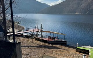 Casa de vacanta pe malul Lacului Tarnita, 650 m2 teren - Poză 1