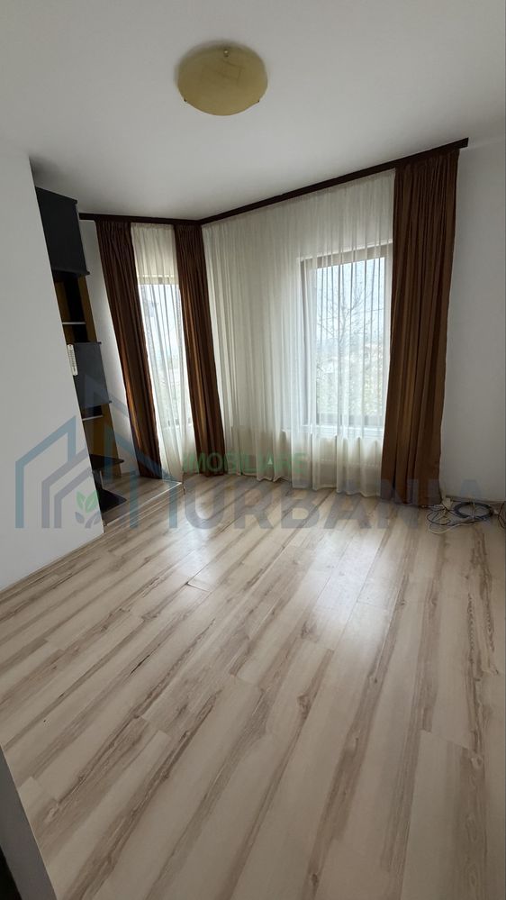 Apartament 3 camere la bloc tip vilă în Miroslava, strada principală - Poză 5
