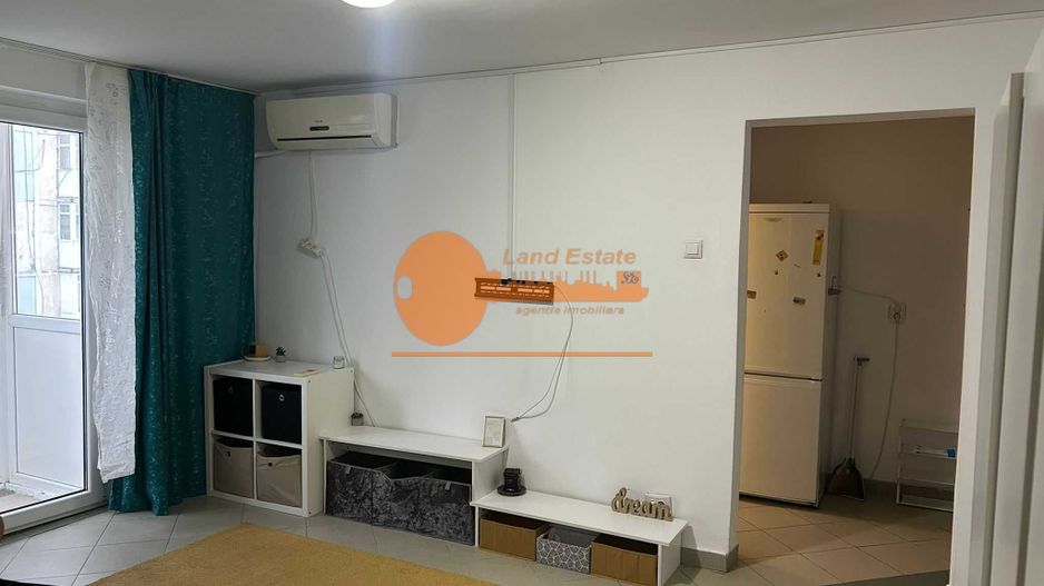 Apartament 2 camere – Piața Veteranilor  Locație excelentă: - Poză 3