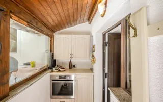 Casă individuală cu 5 camere și curte proprie - în Cisnădioara - Poză 29
