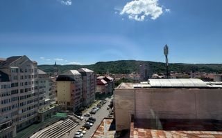 Apartament 3 camere, zona Eminescu - Poză 1