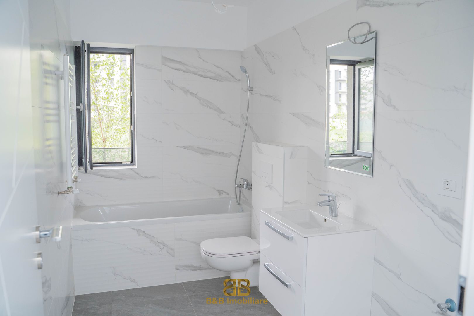 3 camere Titan Pallady - pompa de caldura- panouri solare - Poză 16