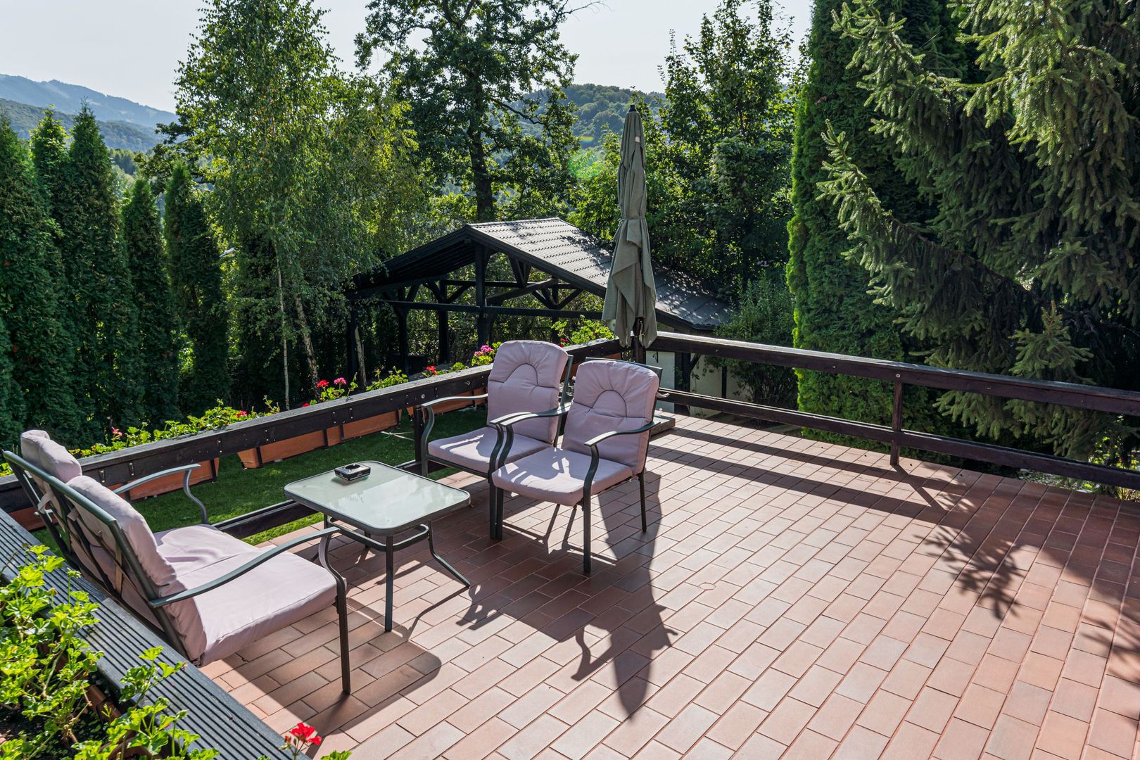 Vila de lux,  de inchiriat! Drumul Poienii! - Poză 53