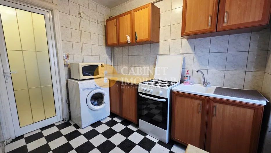 Apartament 2 camere Podu Roș 68mp - Poză 5