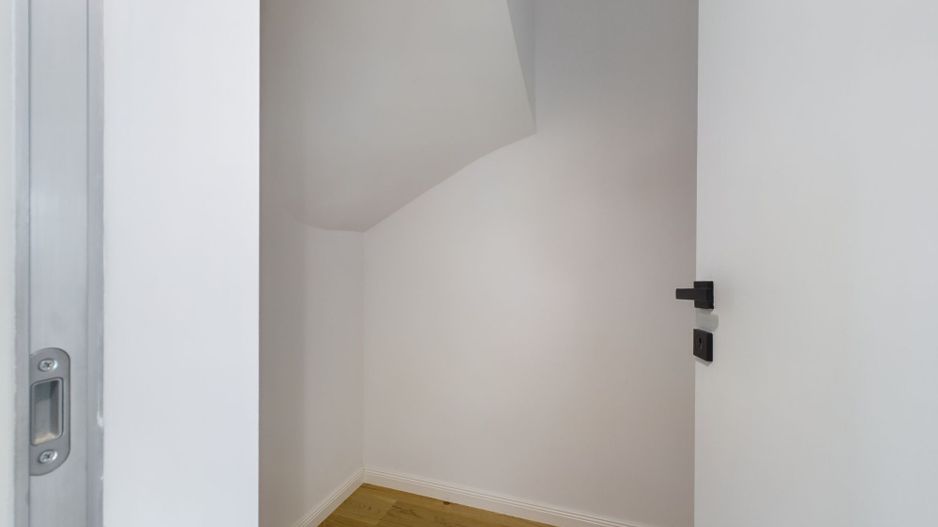 Penthouse in zona de Nord - Poză 6