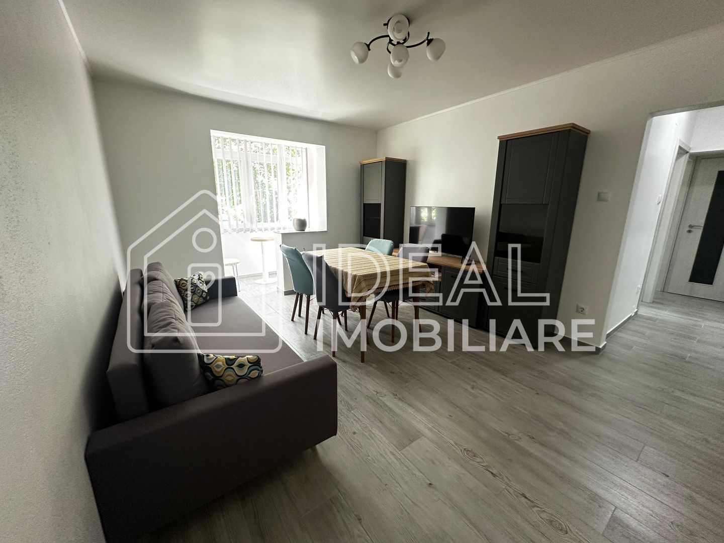Apartament cu 3 camere de închiriat zona Mihai Viteazul - Poză 1