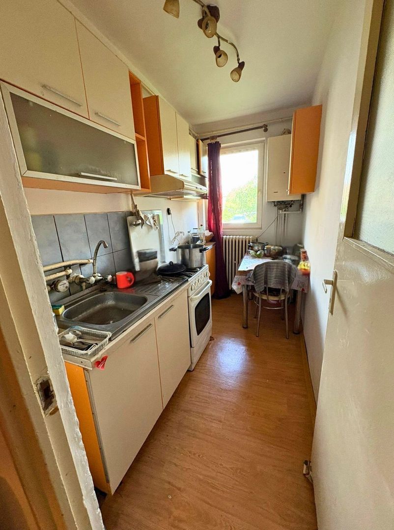 Garsonieră decomandată  zona centrală 30,29 M² - Poză 3