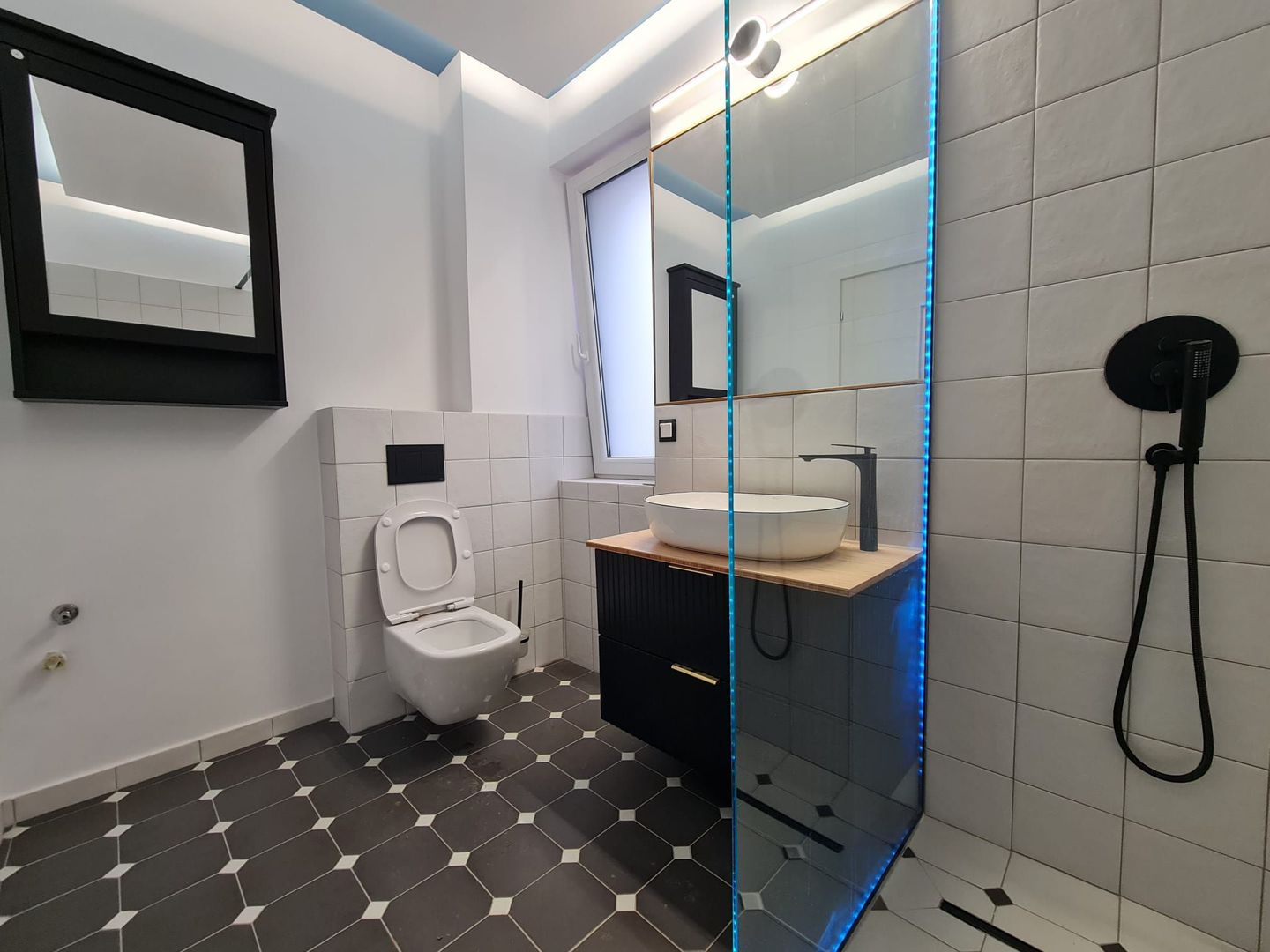 3 camere | Allegoria Colentina | nemobilat | parcare stație electrica - Poză 3